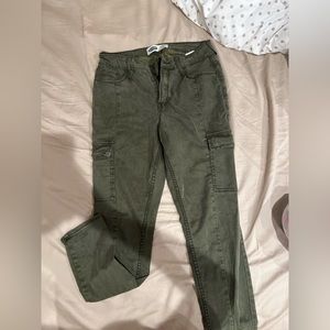 Olive Green Skinny Pants with Bag Pockets